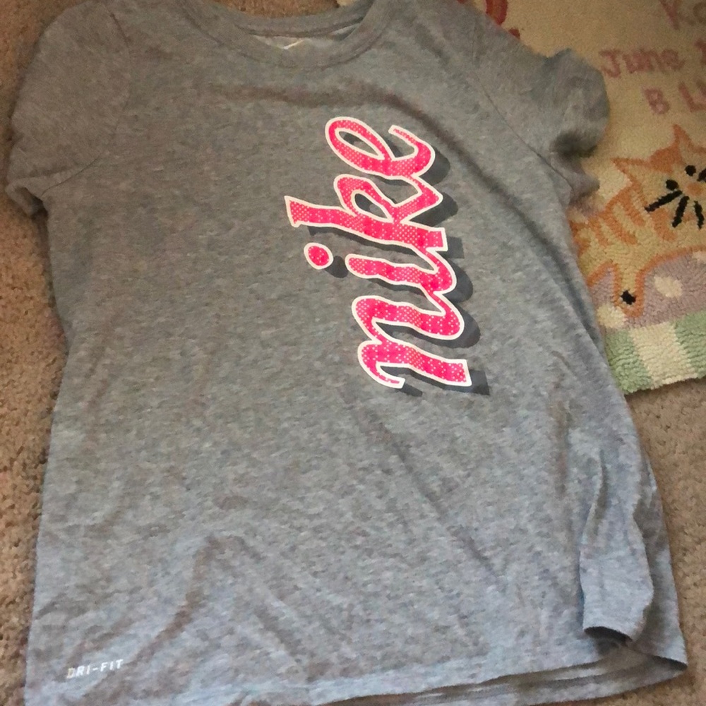 Nike Tee